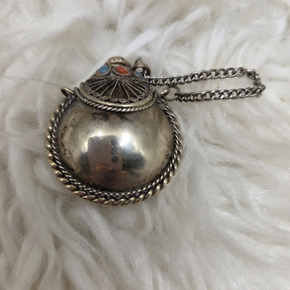 Vintage Nepal Tibetan Copper Stone Pendant Snuff Bottle - Picture 2 of 9